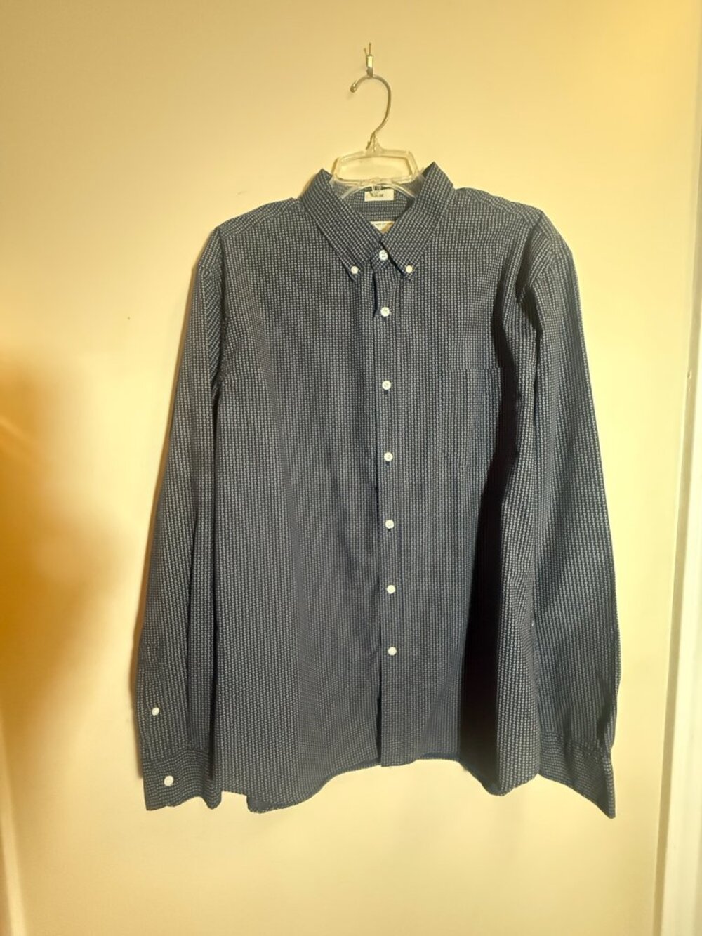 Navy Micro-Pattern Button-Down - Picture 2 of 7